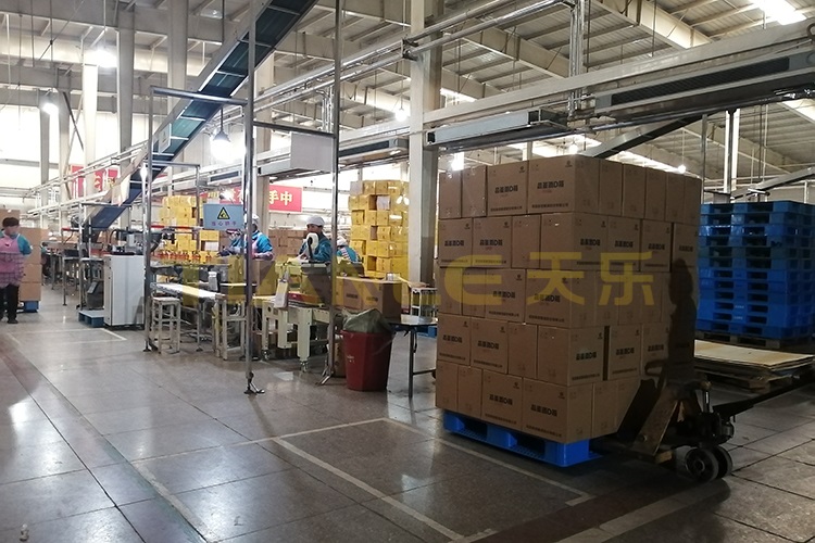 白酒企業-田字網格塑料托盤